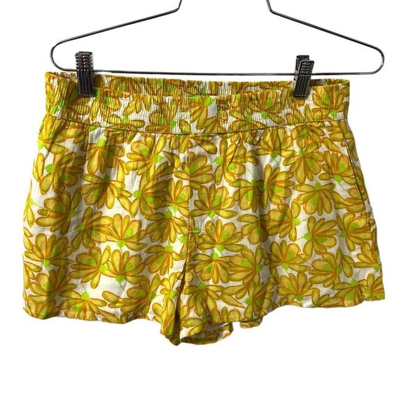 Zara Pants - NWT Zara floral yellow cotton shorts. Size medium